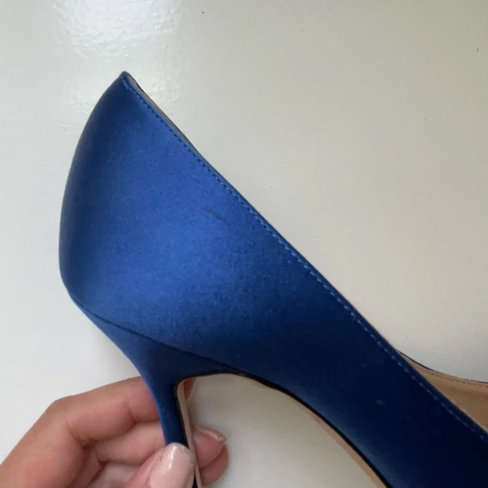 Manolo Blahnik Hangisi Blue Satin Jewel Pumps - Picture 12 of 13